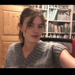 Sitter Profile Image: Xenia S.