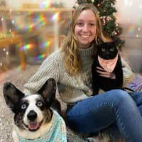 Sitter Profile Image: Maura B.