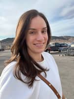 Sitter Profile Image: Arianne I.