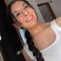 Sitter Profile Image: Valeria T.