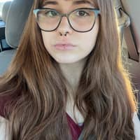 Sitter Profile Image: Robyn K.