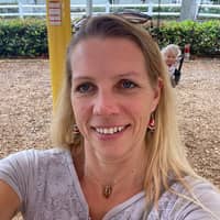 Sitter Profile Image: Annica B.