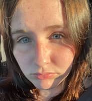 Sitter Profile Image: Leah M.