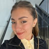 Sitter Profile Image: Mariajose V.