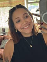 Sitter Profile Image: Luisa E.