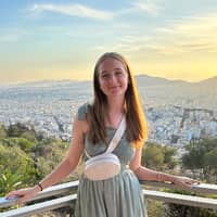 Sitter Profile Image: Rachel R.