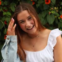 Sitter Profile Image: Avery G.