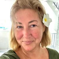 Sitter Profile Image: Tina B.