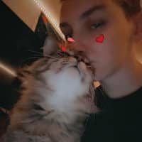 Sitter Profile Image: Raven H.