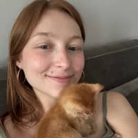 Sitter Profile Image: Alyssa V.