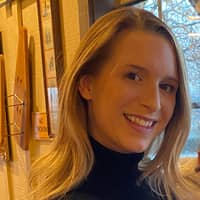 Sitter Profile Image: Zoe H.