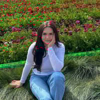 Sitter Profile Image: Mikayla L.