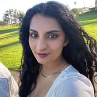 Sitter Profile Image: Simran N.