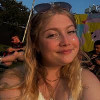 Sitter Profile Image: Genesis L.