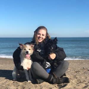 Sitter Profile Image: Darcy R.