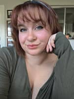 Sitter Profile Image: Mikayla W.