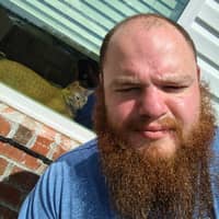 Sitter Profile Image: Thomas H.