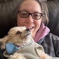 Sitter Profile Image: Hillary L.
