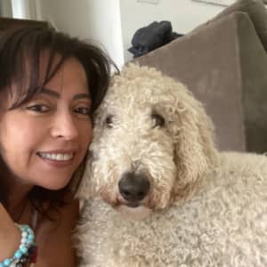 Sitter Profile Image: Beatriz Elena J.