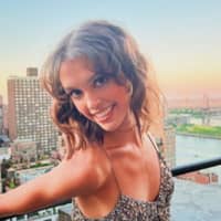 Sitter Profile Image: Victoria P.