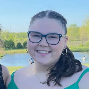 Sitter Profile Image: Stephanie J.