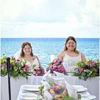 Sitter Profile Image: Mary & Gabrielle D.