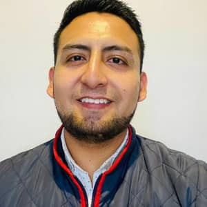 Sitter Profile Image: Roger Alexis R.
