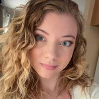 Sitter Profile Image: Christyna N.