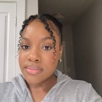 Sitter Profile Image: Marielle M.