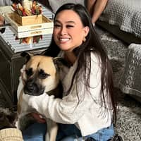 Sitter Profile Image: Yza V.