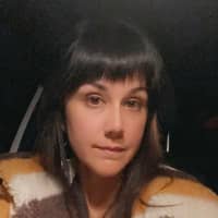 Sitter Profile Image: Scarlet C.