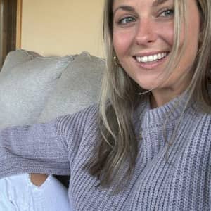 Sitter Profile Image: Hayley M.