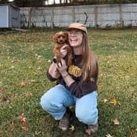 Sitter Profile Image: Hannah M.