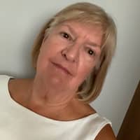 Sitter Profile Image: Carol L.