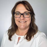 Sitter Profile Image: Julie S.