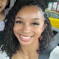 Sitter Profile Image: Le Mia G.