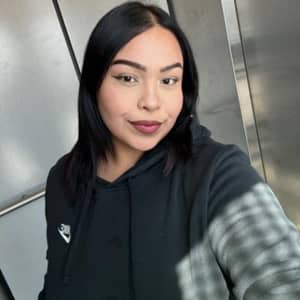 Sitter Profile Image: Guadalupe C.