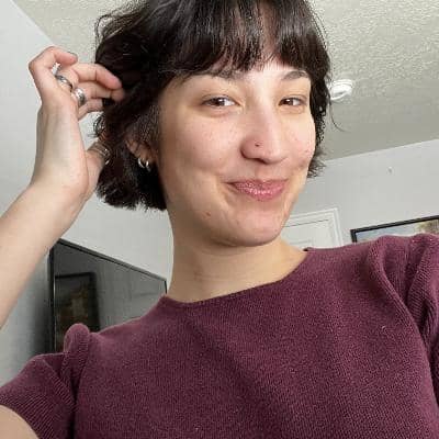 Sitter Profile Image: Zoe w.