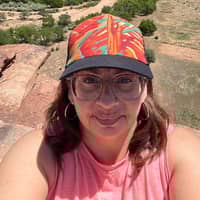 Sitter Profile Image: Vanessa V.
