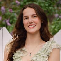 Sitter Profile Image: Ashley K.