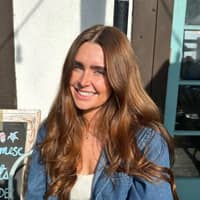 Sitter Profile Image: Alexis T.