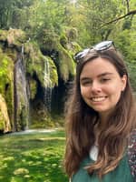 Sitter Profile Image: Lucy P.