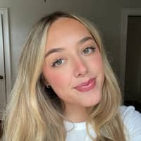 Sitter Profile Image: Samantha S.