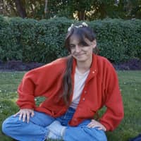 Sitter Profile Image: Starr L.