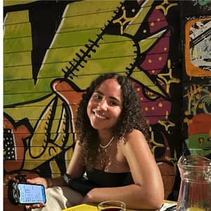 Sitter Profile Image: Cynthia D.