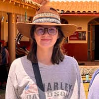 Sitter Profile Image: Stella R.