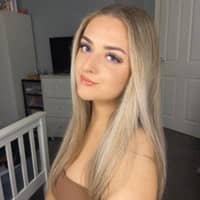 Sitter Profile Image: Chloe U.