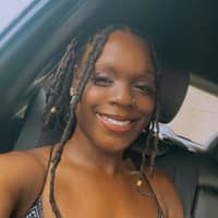 Sitter Profile Image: Gabby H.