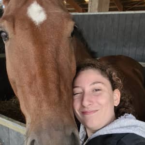 Sitter Profile Image: Océane M.