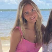 Sitter Profile Image: Emma W.